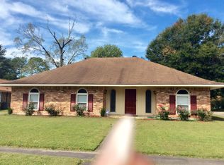4055 Cape Hatteras Dr, Baton Rouge, LA 70814