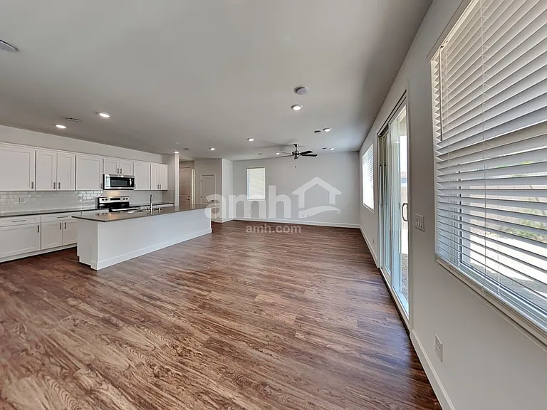 9158 Ribbon Meadow Ct — Photo 5