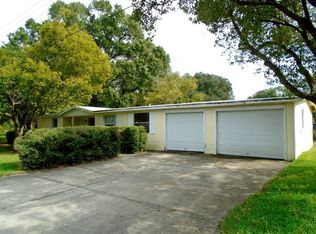 1302 E Church St, Plant City, FL 33563