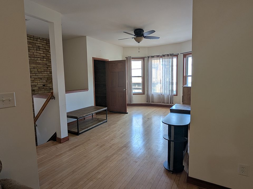 1st image of 1017-1019 W Lincoln Ave #1