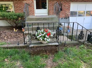 31 Boretz Rd, Colchester, CT 06415