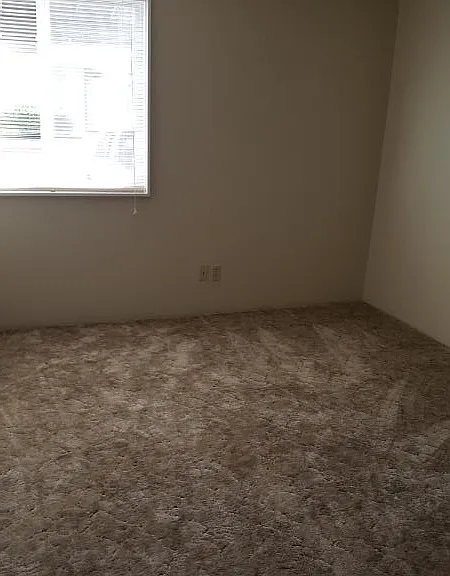 ARBORCREST APARTMENTS — Photo 6