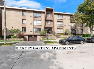 825 N 22nd St, Milwaukee, WI 53233