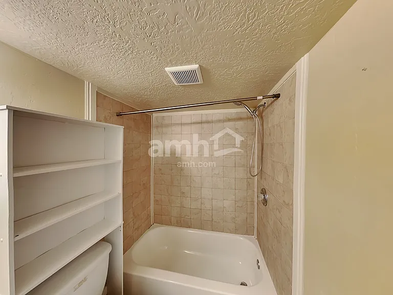 2204 N 1960 W — Photo 14