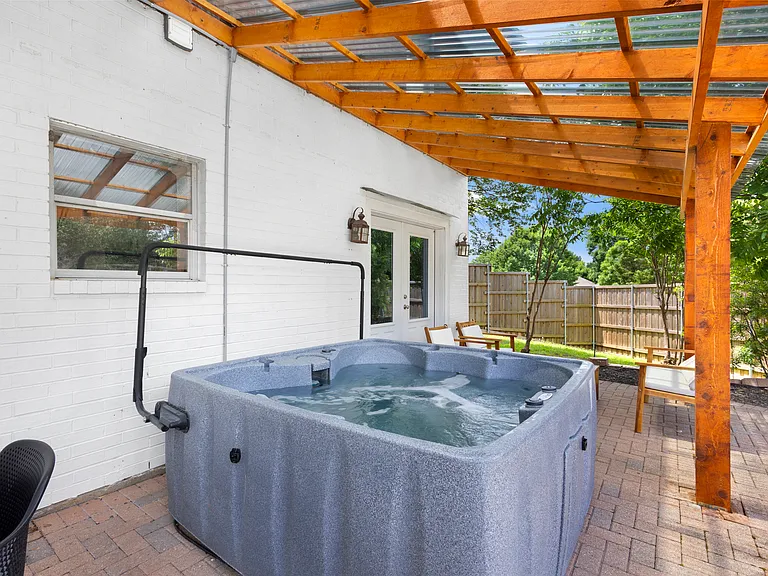 3913 Baywatch Dr — Photo 34