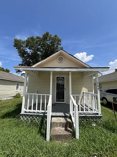 209 Haywood St Photo 1