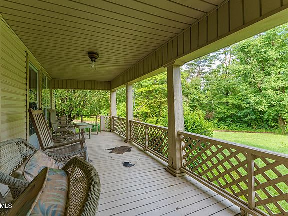 4th image of 8332 White Ln