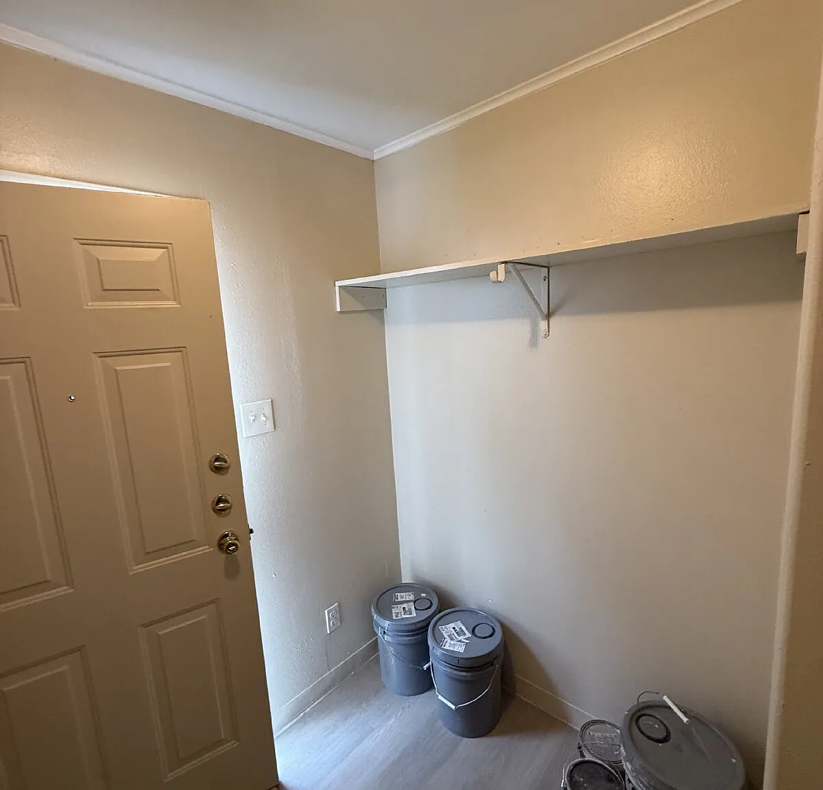 3 bed, 2.0 bath, 1209 sqft, $1,175 — Photo 2