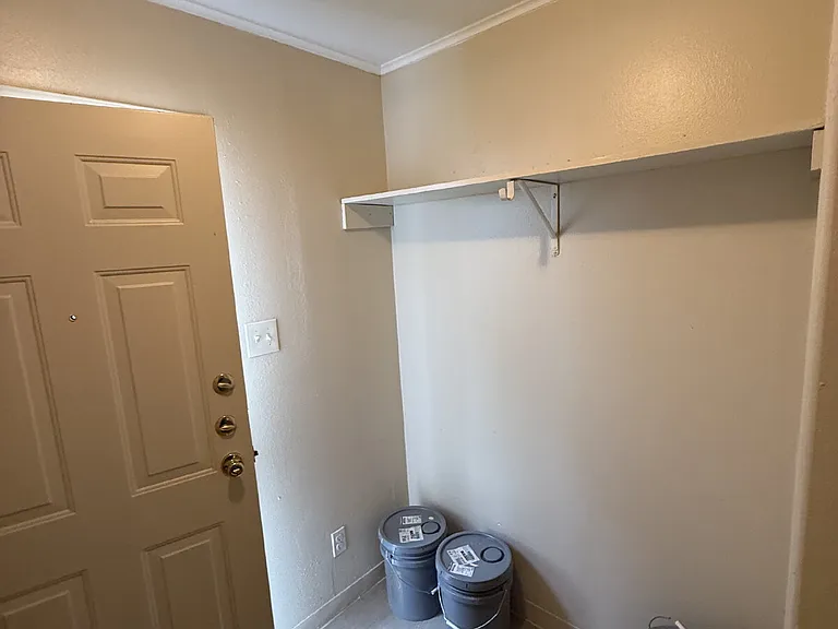 7806 Beckley St #A — Photo 2