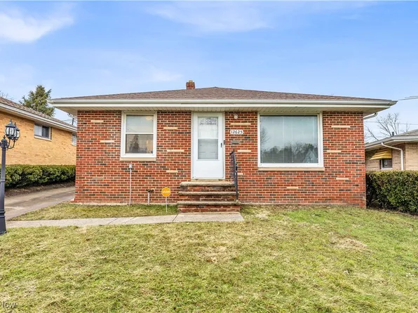 12625 Eastwood Blvd, Garfield Heights, OH 44125