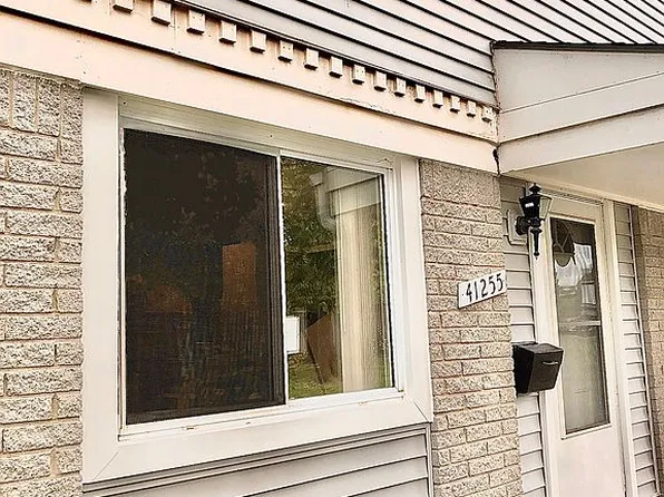 41255 S Woodbury Green Dr #139, Van Buren Township, MI 48111