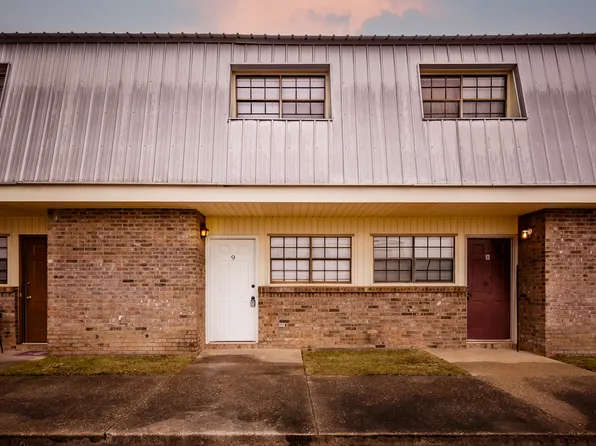 202 Plaza Dr #11, Enterprise, AL 36330