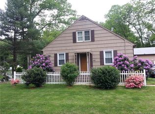 512 Plainville Ave, Unionville, CT 06085