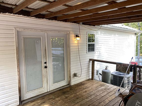 2nd image of 765 Whitis Rd