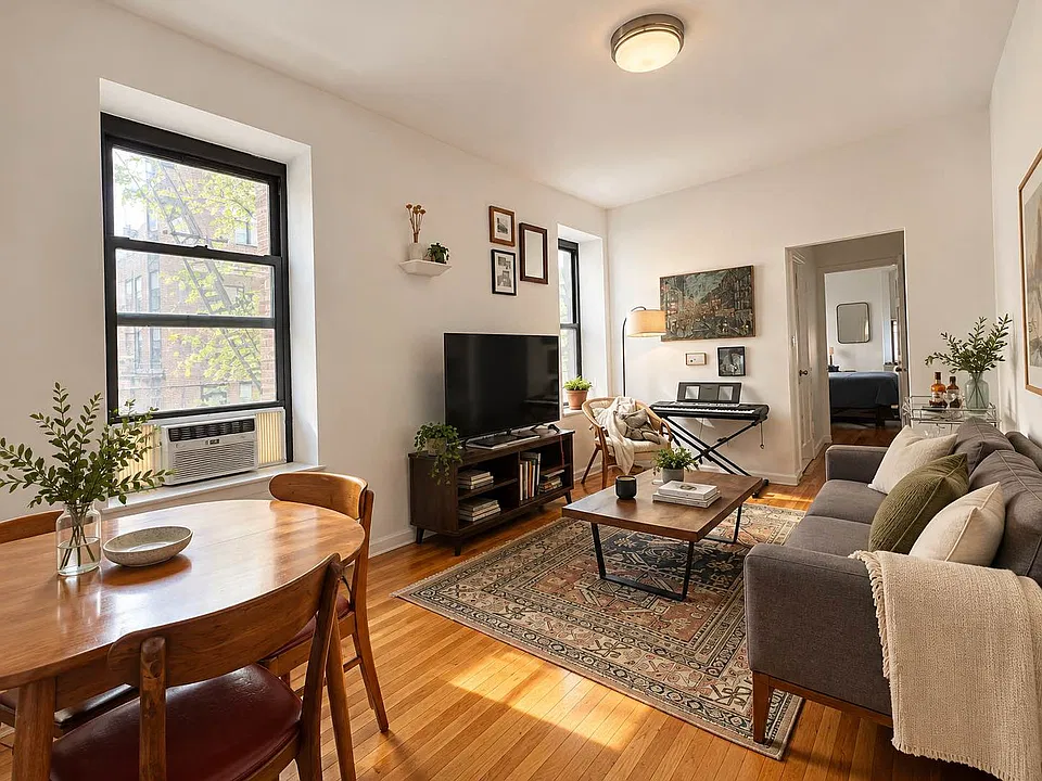52 Canal St #2A