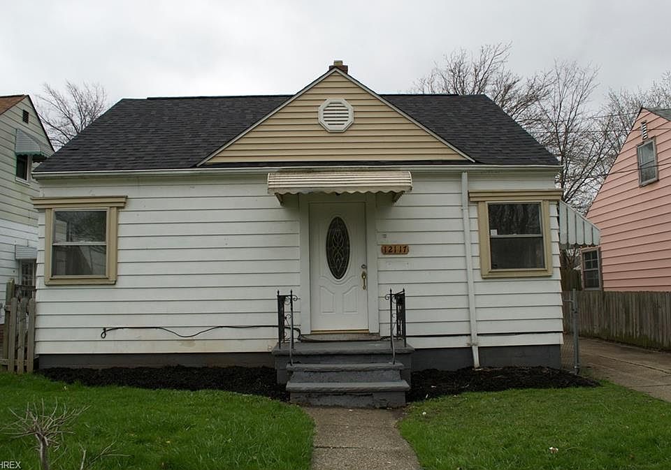 1st image of 12117 Kirton Ave