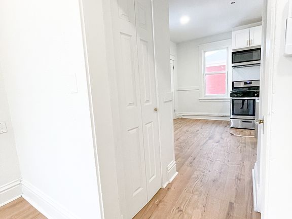 4th image of 1141 Lipan St Unit A/b
