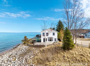 2767 N Lakeshore Dr, Mears, MI 49436