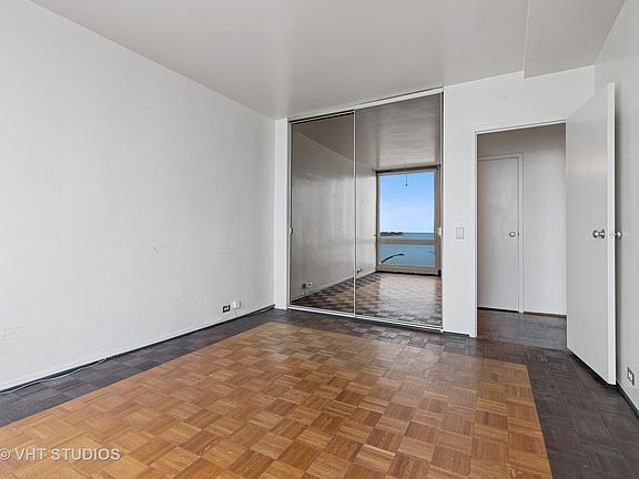 4th image of 880 N Lake Shore Dr APT 4B