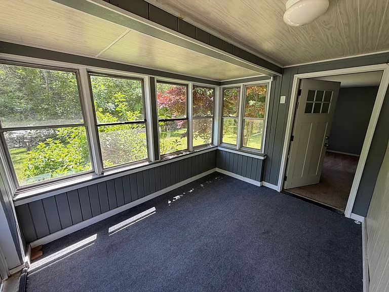 Heisler Rd — Photo 10