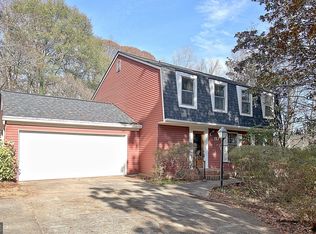 117 Hickory Dr, Peachtree City, GA 30269