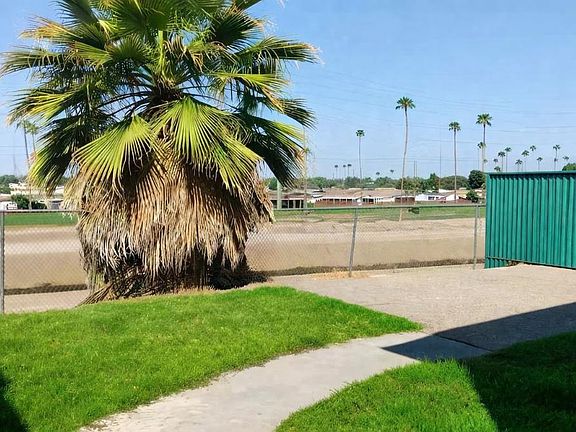 3rd image of 4317 Isla Verde St