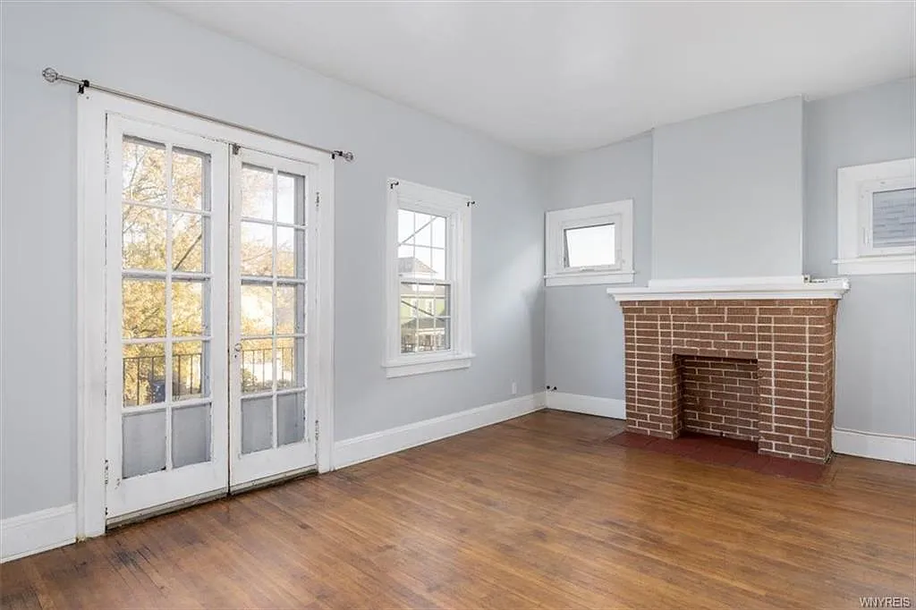 3 bed, 1500 sqft, $1,525 — Photo 4