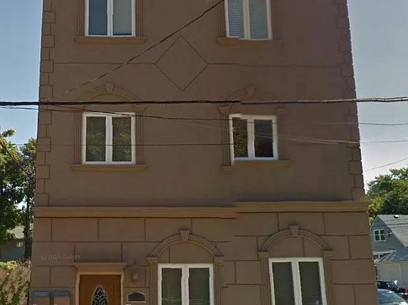 79 Lafayette Ave, Staten Island, NY 10301