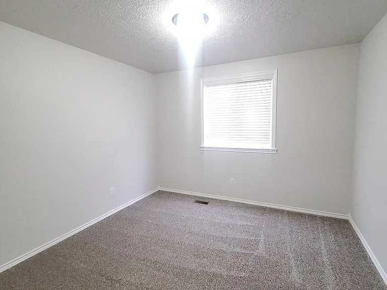 4111 E Iris Ct — Photo 7