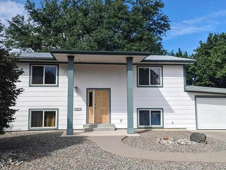 104 Akard Ave — Photo 13