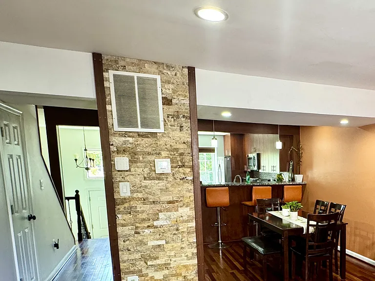 5203 Harbor Court Dr — Photo 9