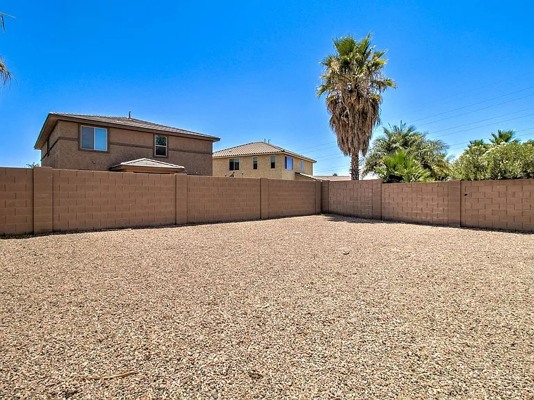 41375 W Cahill Dr — Photo 8