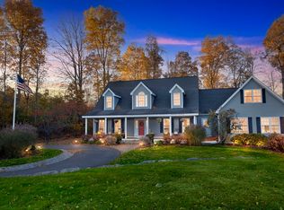 67 Heald St, Pepperell, MA 01463