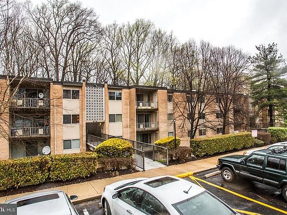 2nd image of 5103 Crossfield Ct APT 4