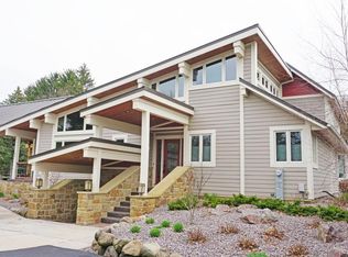 N31W22828 Green Rd, Pewaukee, WI 53072