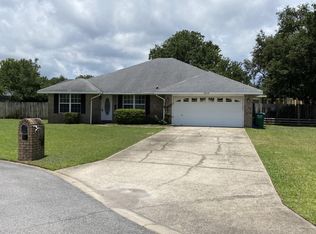 9278 Hansel Dr, Navarre, FL 32566