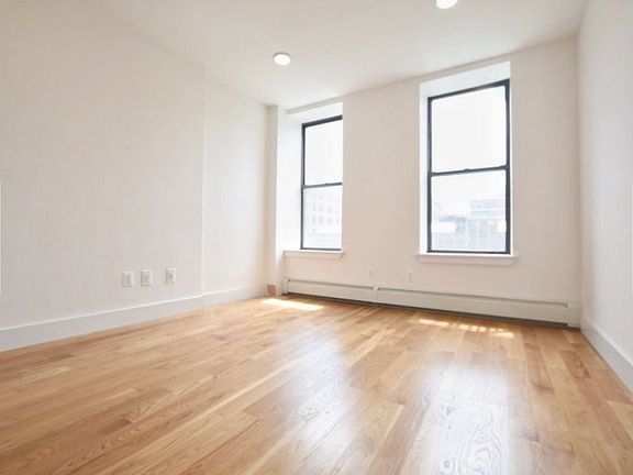2nd image of 2067 A C P Jr Blvd APT 4B