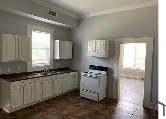 2210 Sabine Pass Ave #D — Photo 34