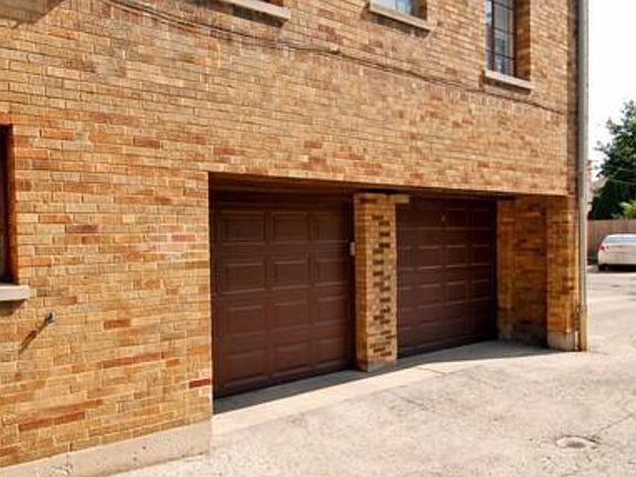 2nd image of 1535 Monroe Ave APT 2