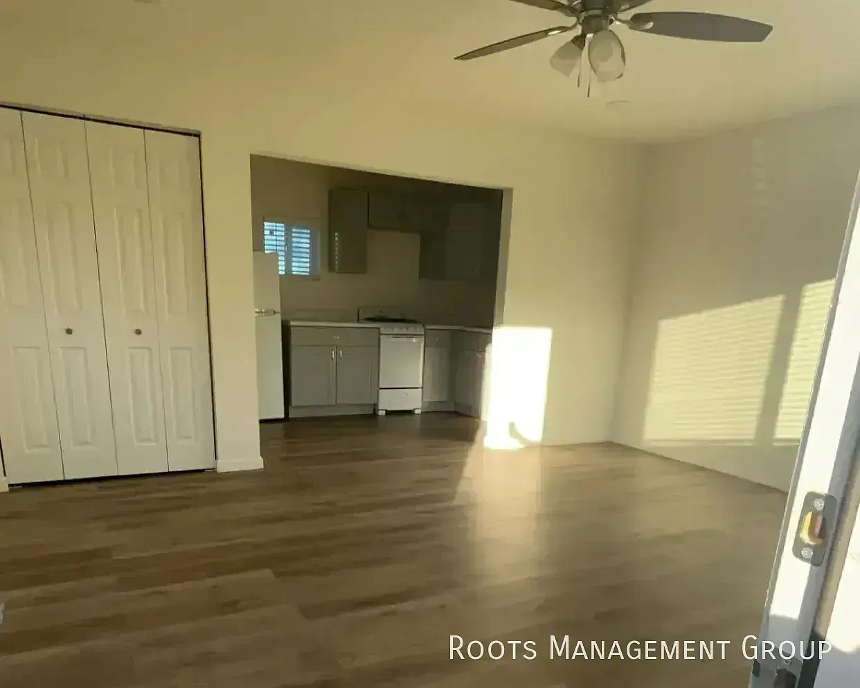 1707 E Apache Blvd — Photo 3