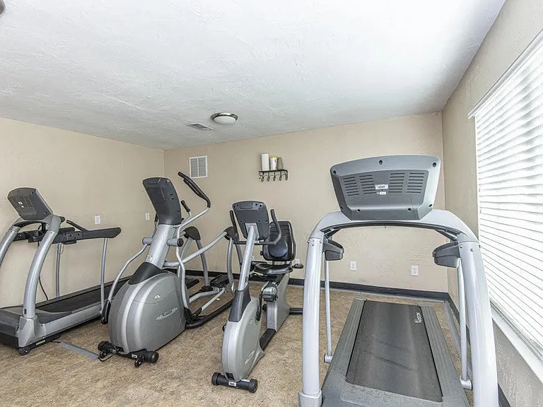 1873 Montclair Dr #C — Photo 6