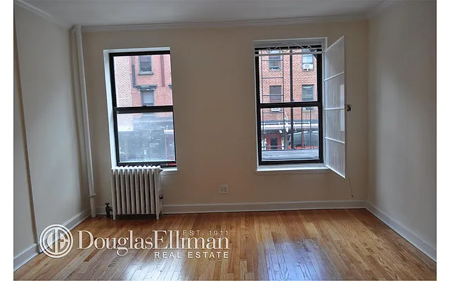 Rented by Douglas Elliman | media 31