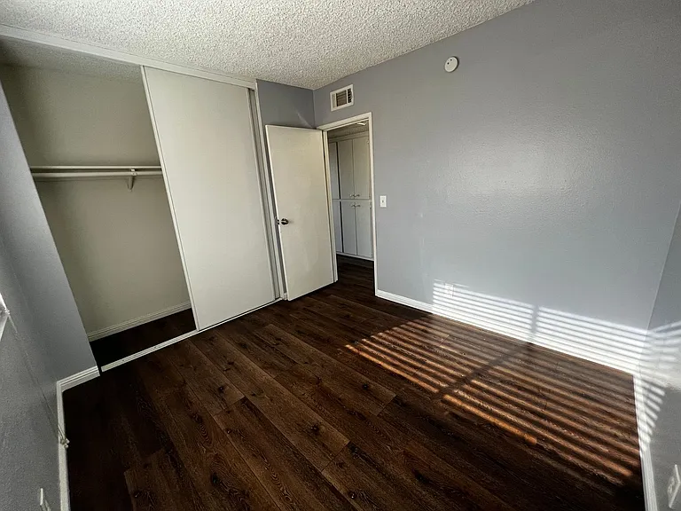 6630 Bubbling Brook Dr #D — Photo 20