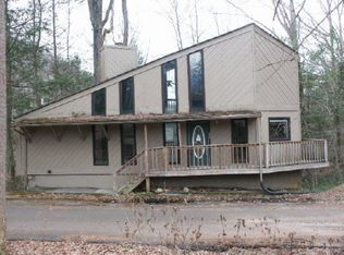 650 Red Bud Ln, Gatlinburg, TN 37738