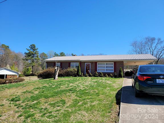 2nd image of 1564 Catawba Ter