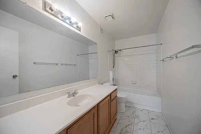 2019 W Lemon Tree Pl #1110 — Photo 17