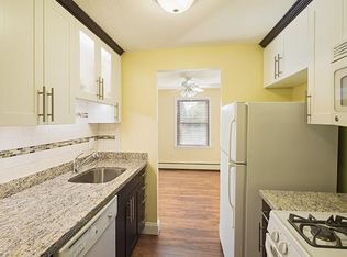 Regent Park Apartments and Townhomes, Nashua, NH 03063