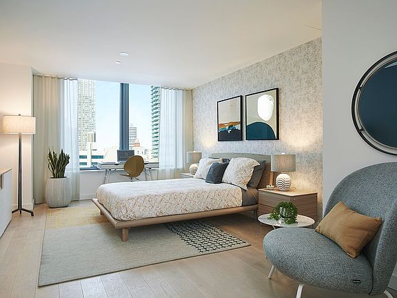 5th image of 3 Court Sq APT 534