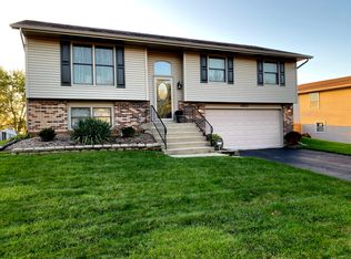19812 S Farmington Ln, Frankfort, IL 60423