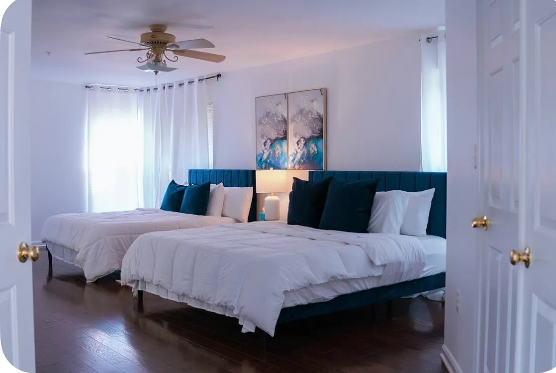 5 bed, 3.5 bath, 3848 sqft, $3,736 — Photo 2